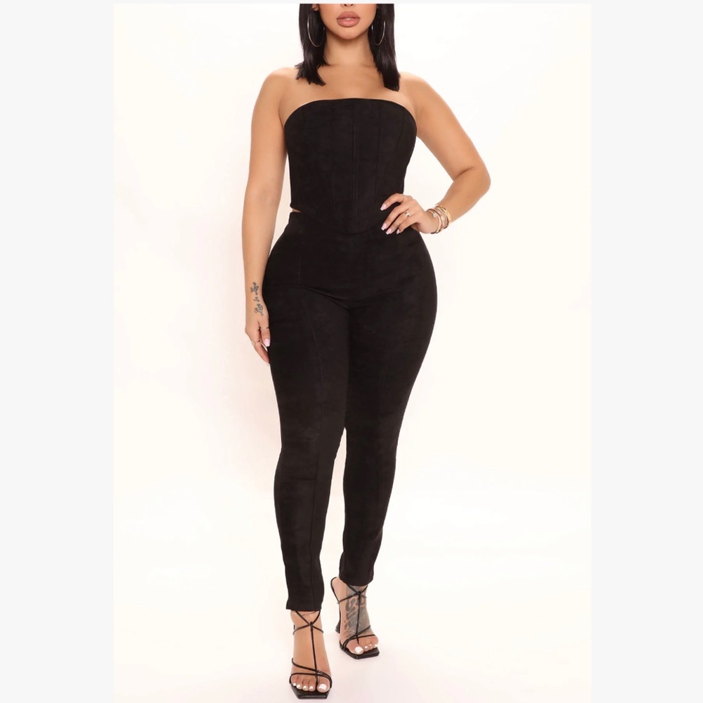 ✨Brand New Faux Suede High Waisted Pants and Crop Top Set, Small ✨
